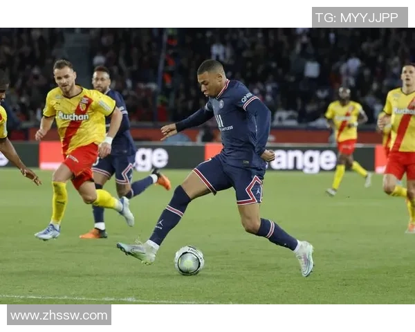 足总杯激战曼联小胜巴黎圣日耳曼全场沸腾转会传闻再起