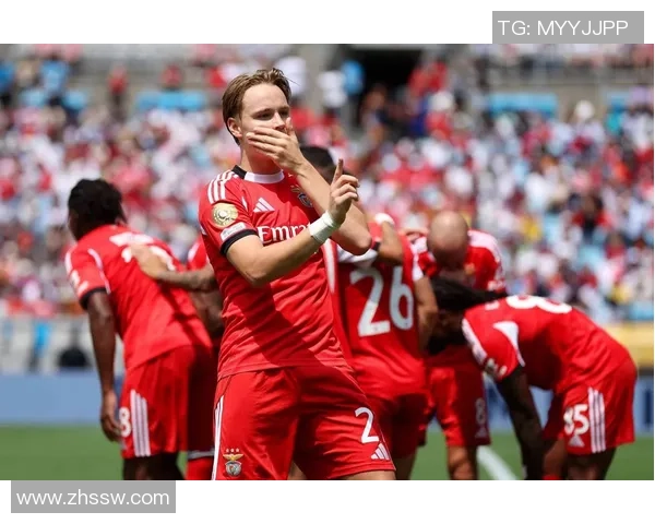 足总杯精彩对决切尔西逆转拜仁全场沸腾瞬间回顾与分析